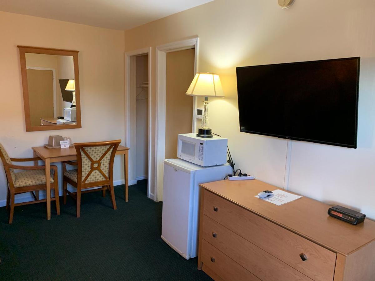 New Relax Inn Bridgeview Eksteriør bilde